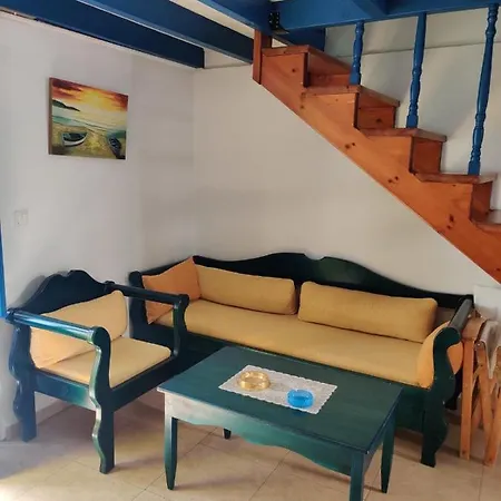 Blue Sky Aparts 3* Livadia (Tilos)